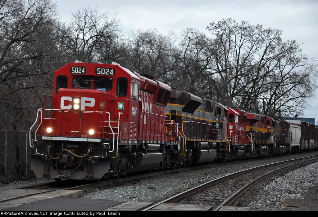 Westbound manifest approaches Humboldt